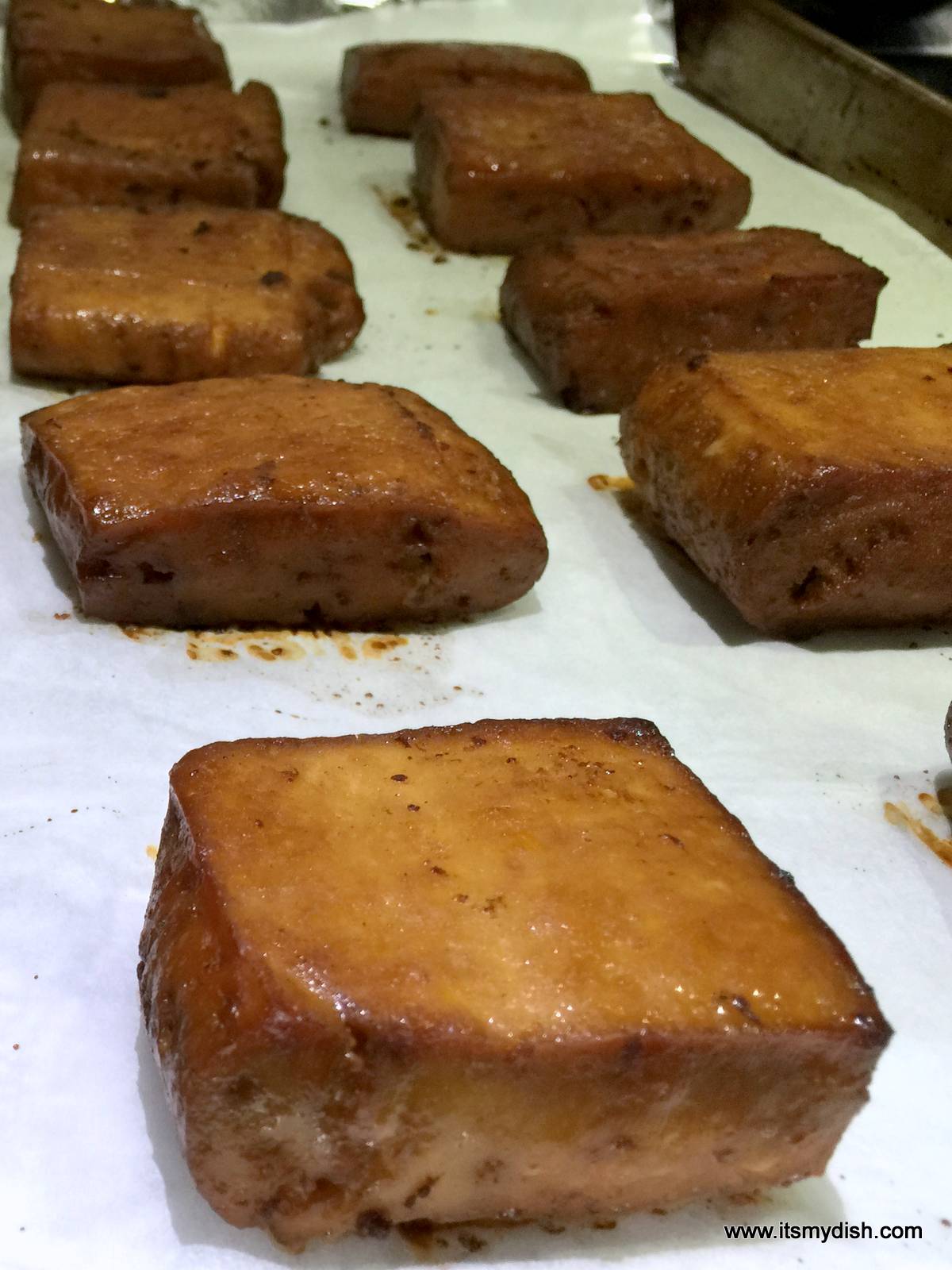 Five Spice Pressed Tofu (五香豆干) - It's My Dish