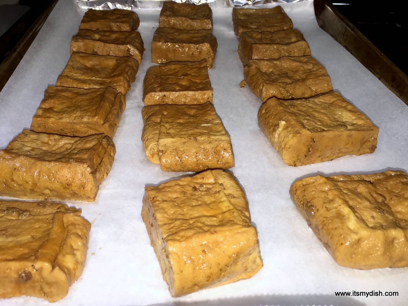 Five Spice Pressed Tofu (五香豆干) - It's My Dish