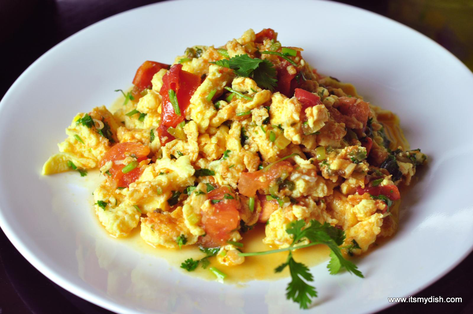 Scramble Egg With Tomatoes scramble-egg-with-tomatoes